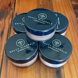 Brand new unopened Savvy Mineral foundation from Young Living.